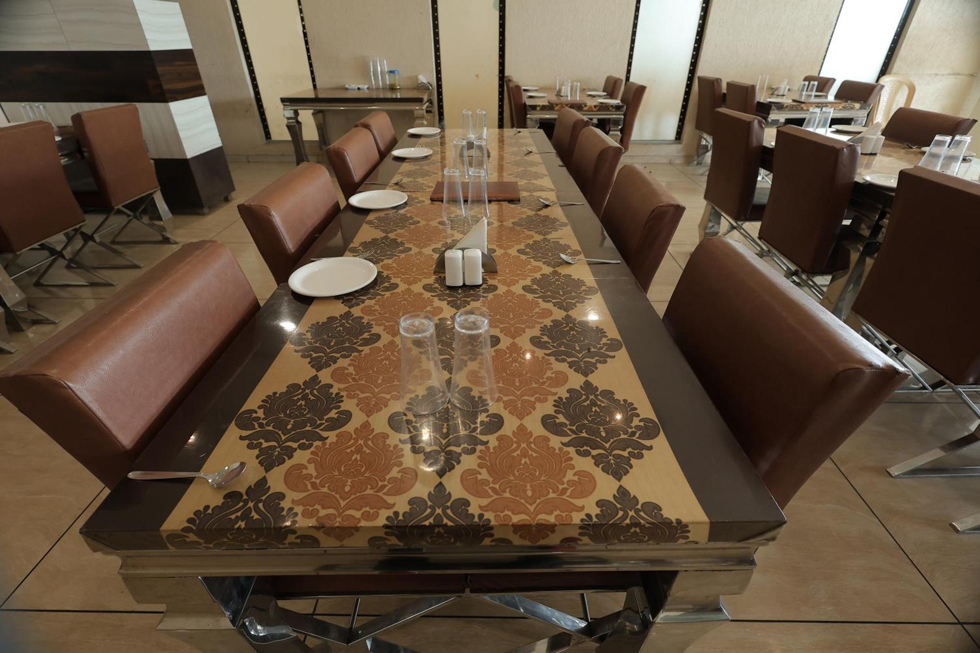 Hotel Horizon & Restaurant Сурат Екстер'єр фото